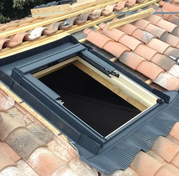 pose-et-reparation-de-velux-93